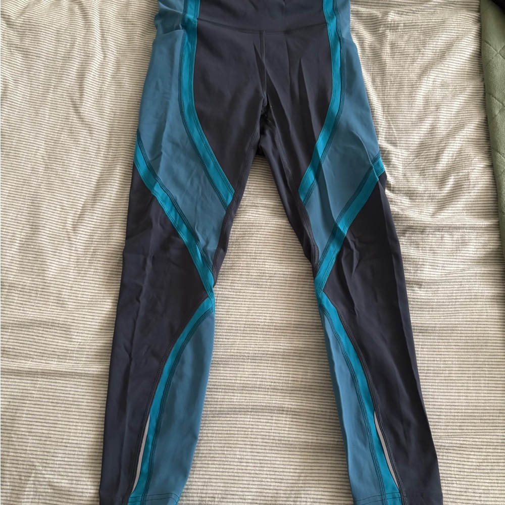 Color Block Lulu Lemon Leggings